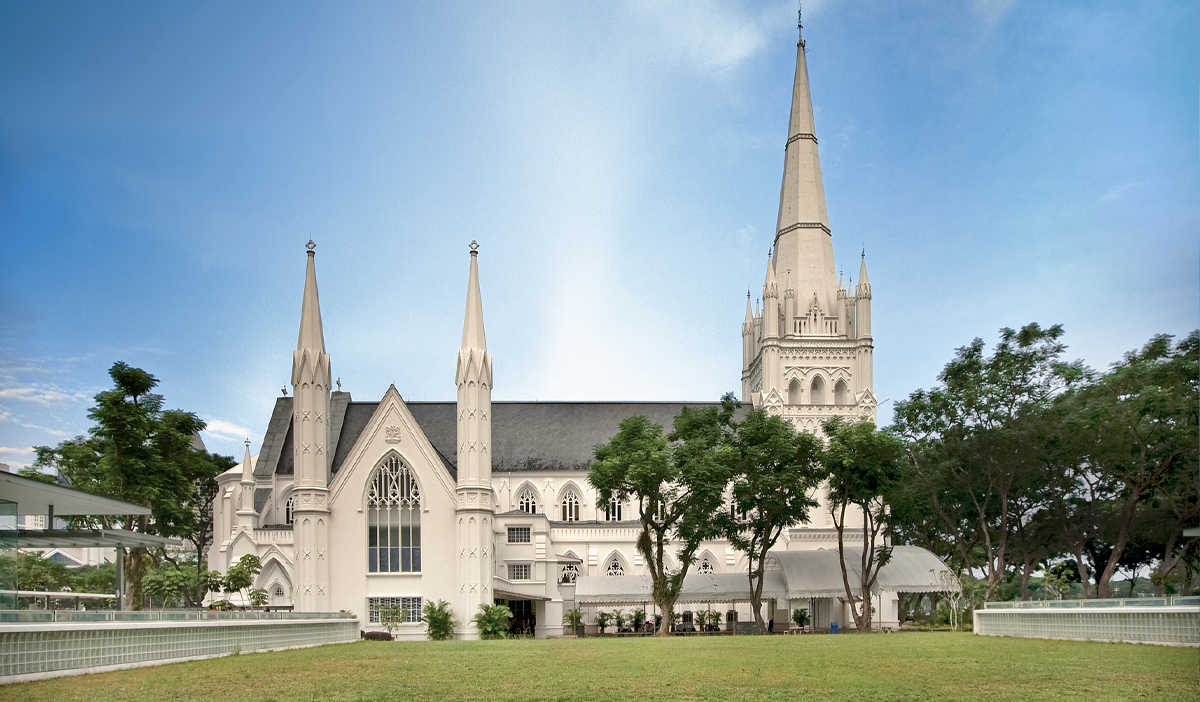 St. Andrew's Cathedral - the largest and oldest Anglican Church near Royal Hallmark